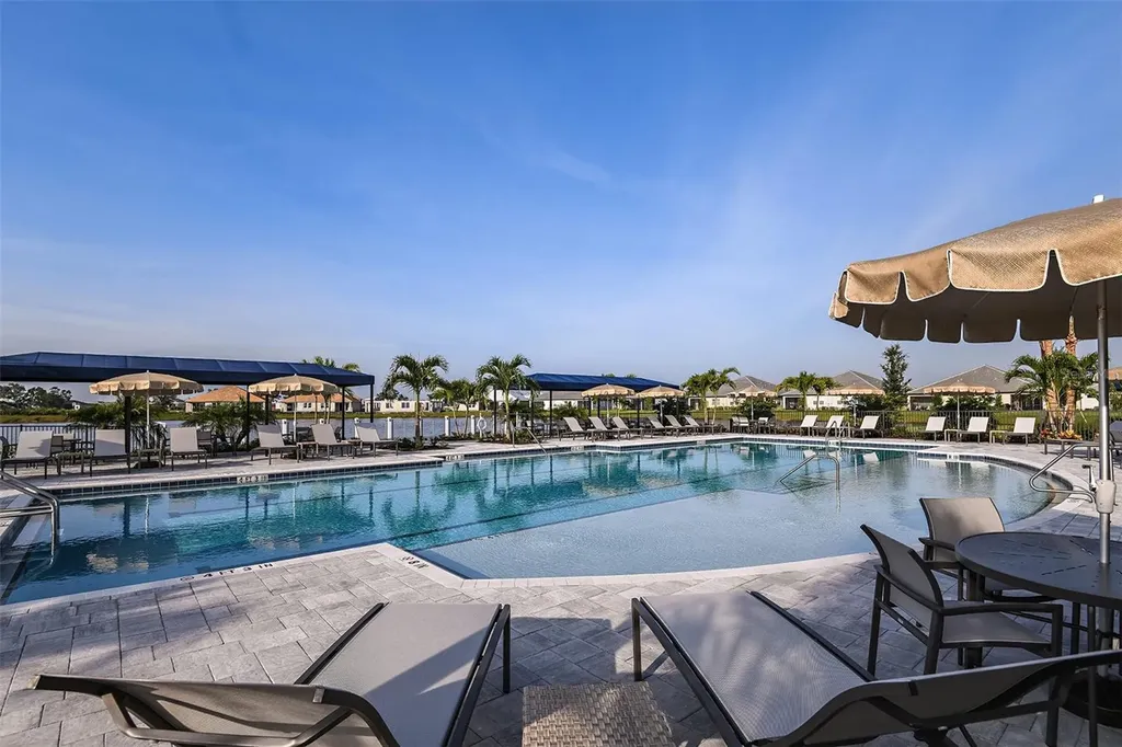 18142 Cherished Loop Lakewood Ranch FL 34211