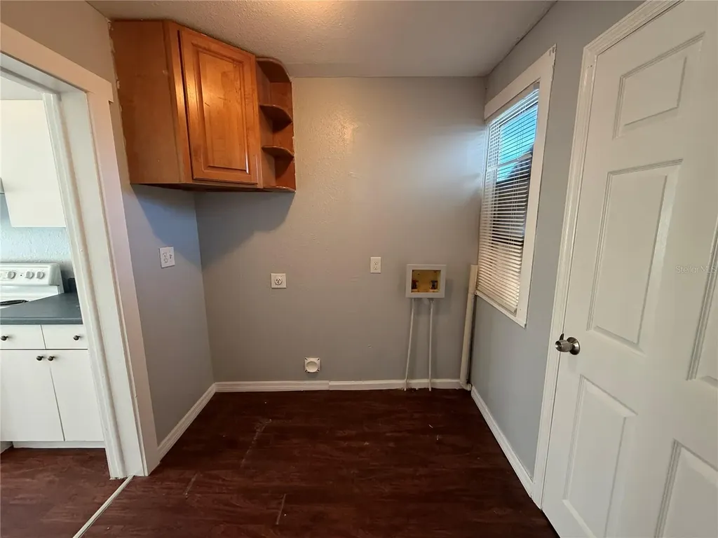 1222 E Lemon Street Lakeland FL 33801