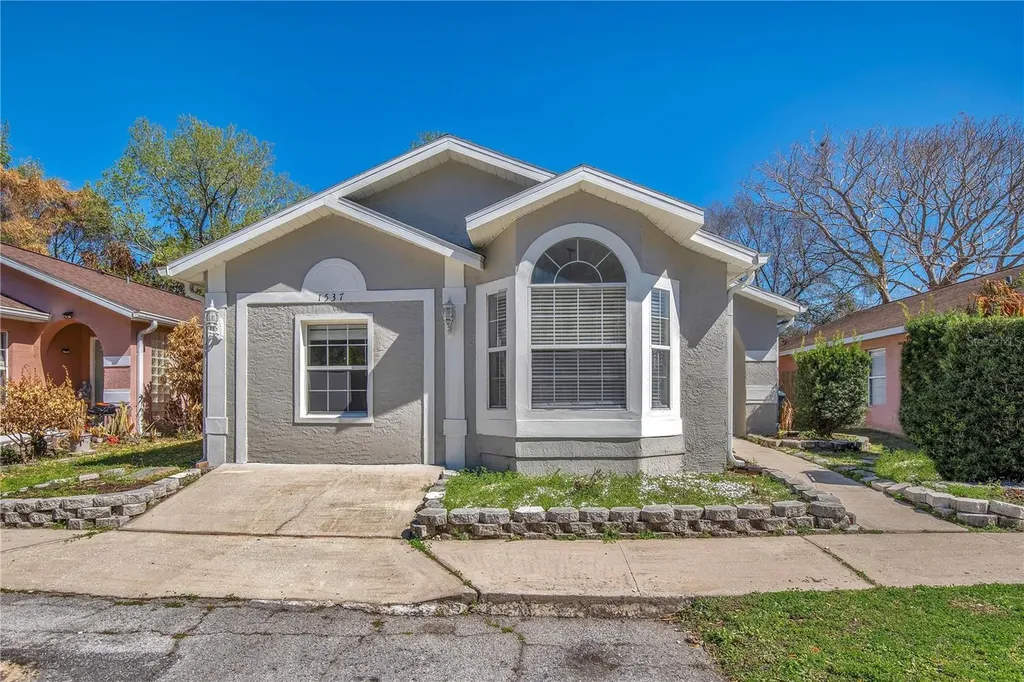 1537 Rivers Edge Drive Orlando FL 32825