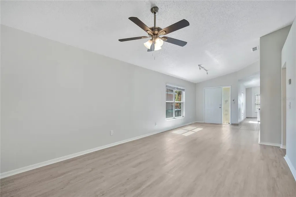 1537 Rivers Edge Drive Orlando FL 32825
