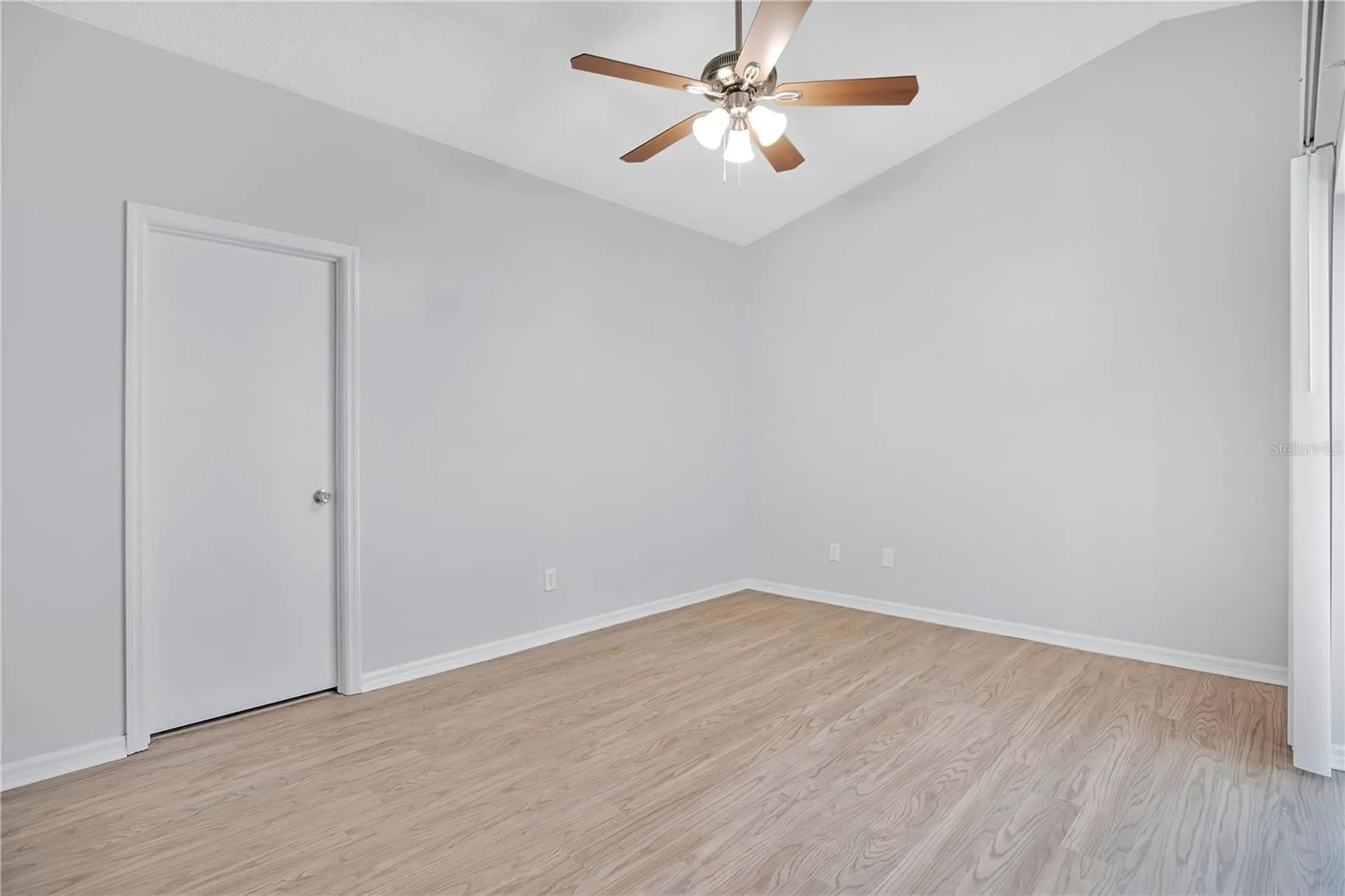 1537 Rivers Edge Drive Orlando FL 32825