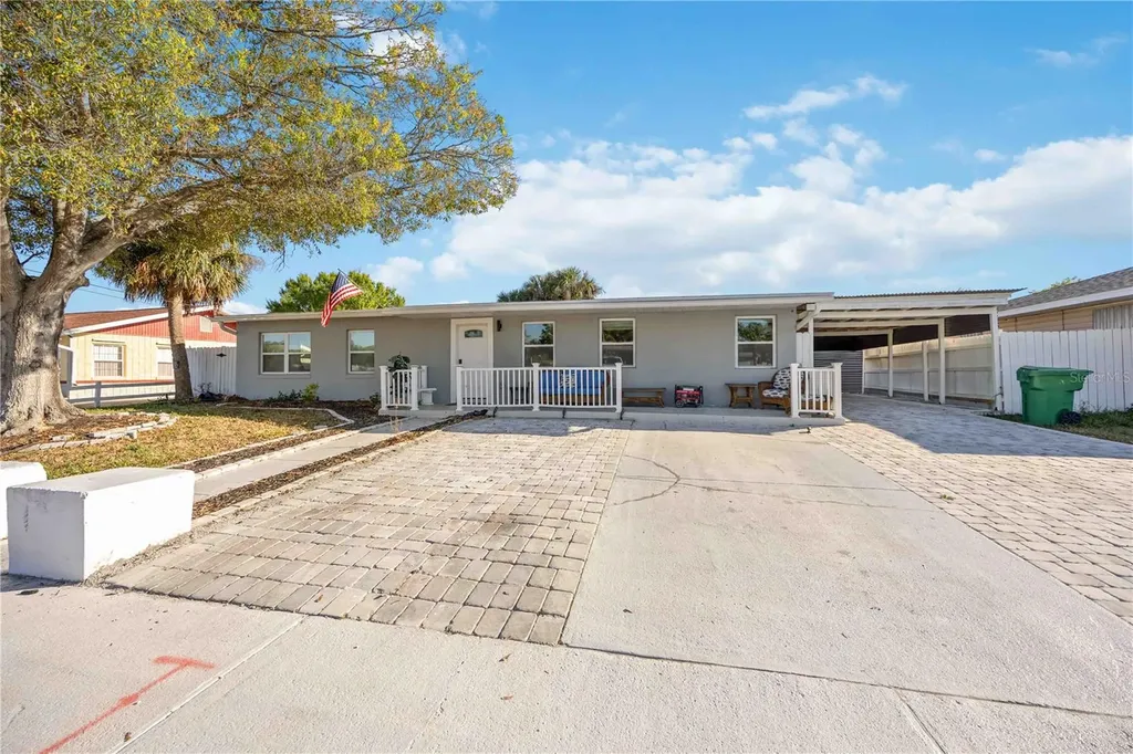21913 Felton Avenue Port Charlotte FL 33952