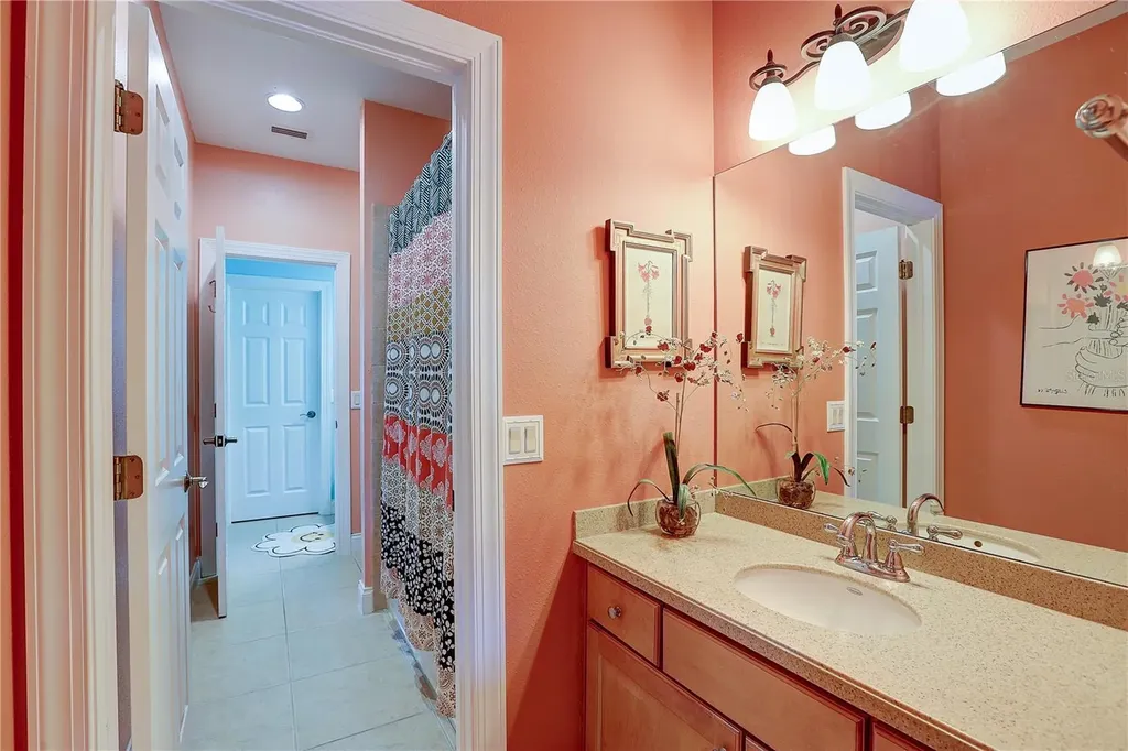 5518 Luminar Pointe Lane Apollo Beach FL 33572