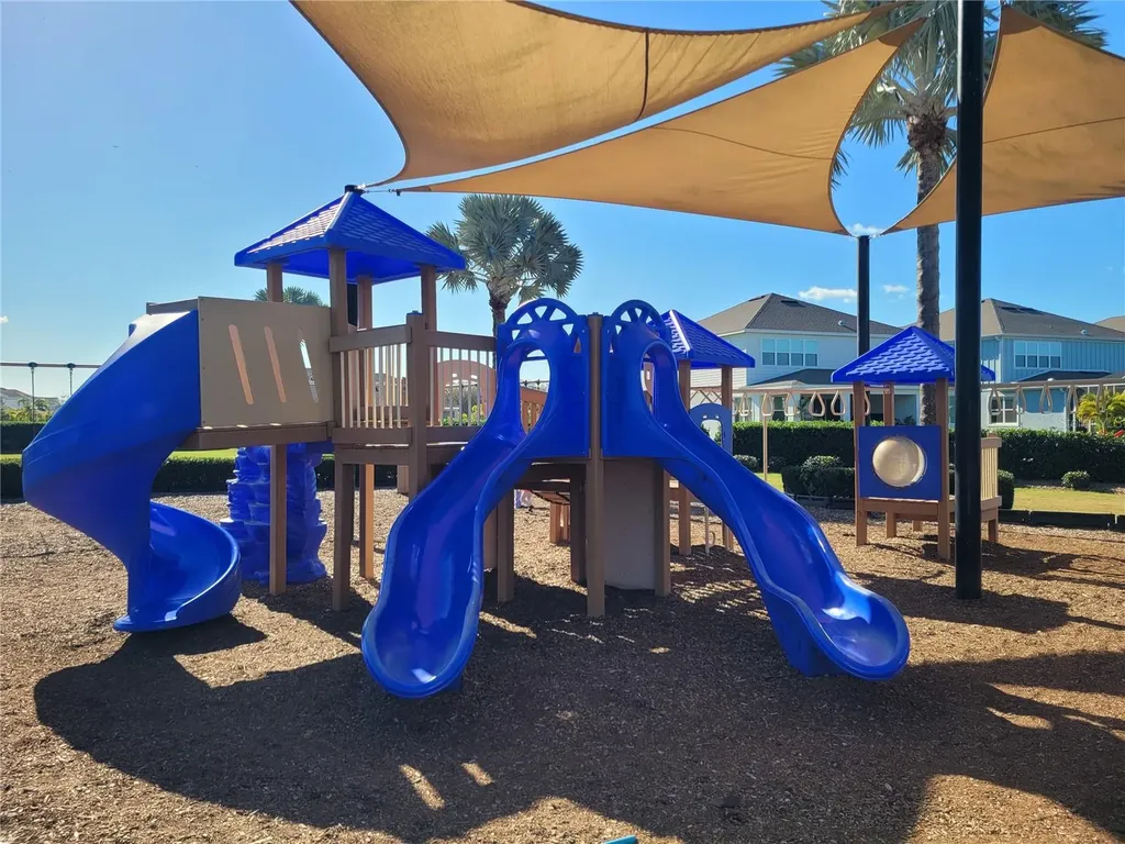 5518 Luminar Pointe Lane Apollo Beach FL 33572