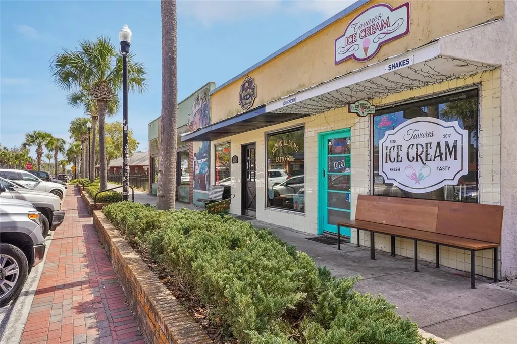 1100 E Caroline Street Tavares FL 32778