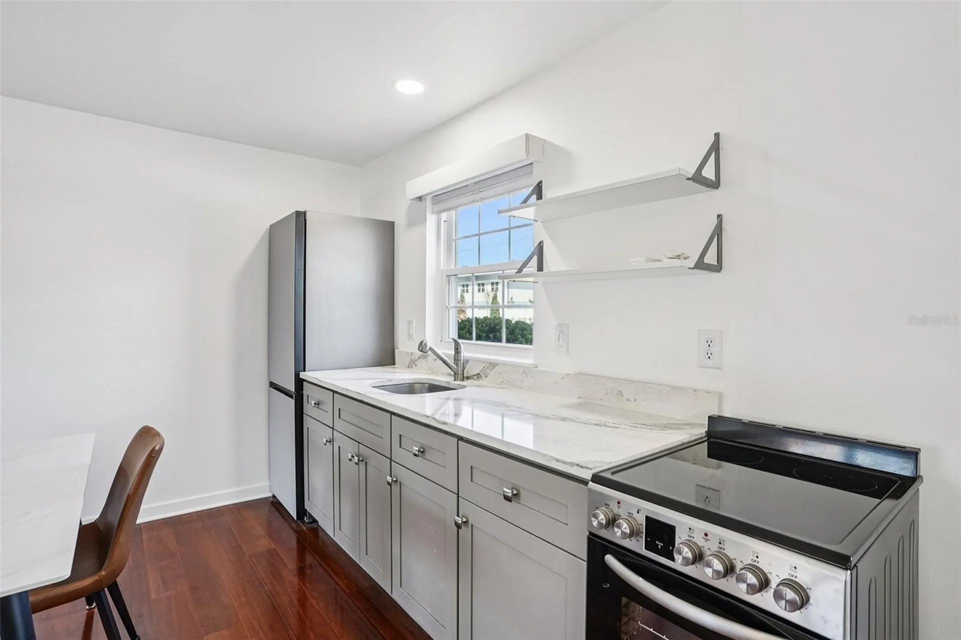1100 E Caroline Street Tavares FL 32778