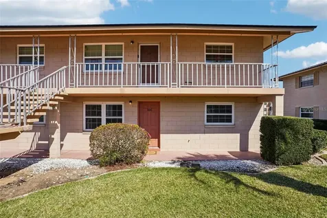 1100 E Caroline Street Tavares FL 32778