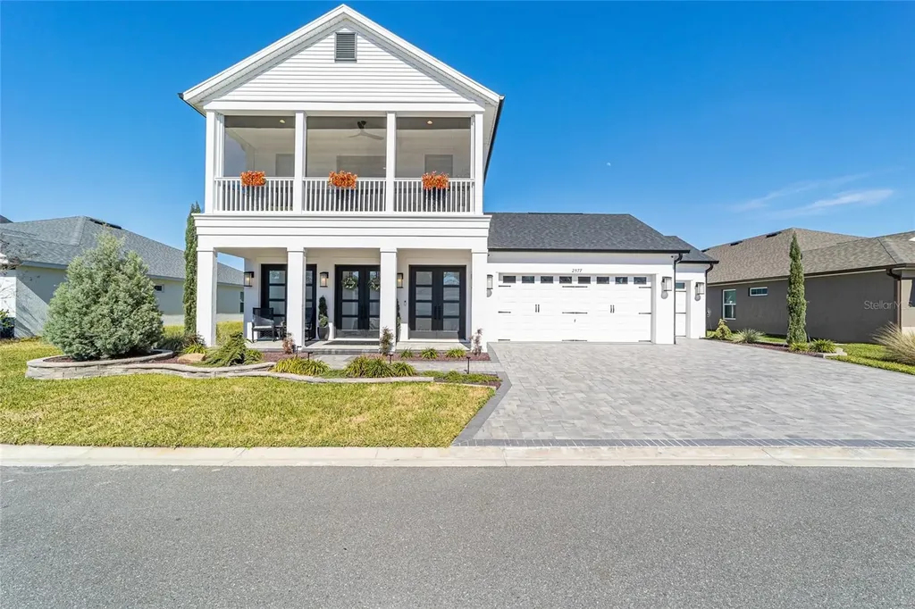 2577 Zawacki Path Middleton FL 34762