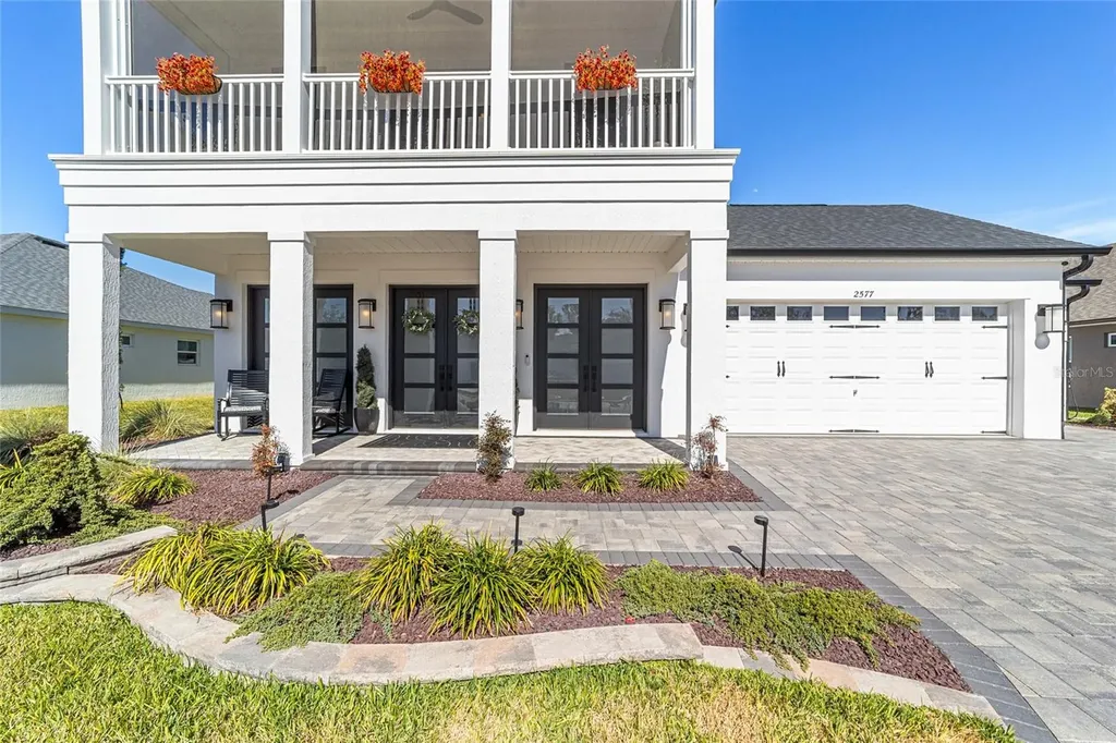 2577 Zawacki Path Middleton FL 34762