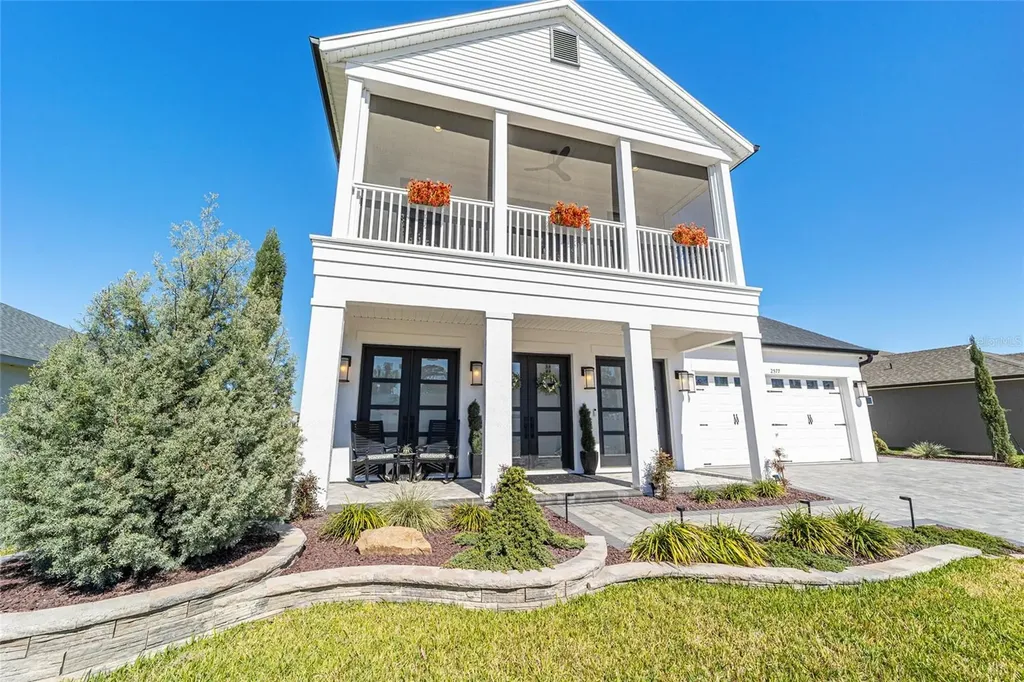 2577 Zawacki Path Middleton FL 34762