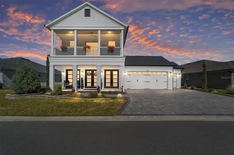 2577 Zawacki Path Middleton FL 34762