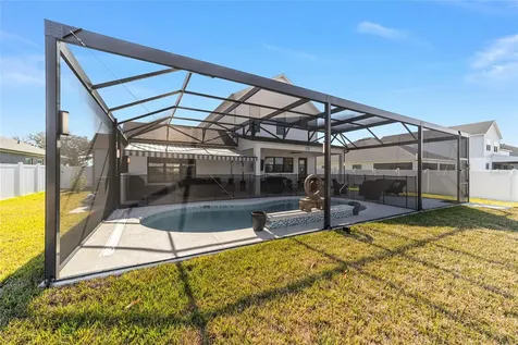 2577 Zawacki Path Middleton FL 34762
