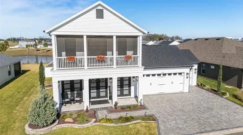2577 Zawacki Path Middleton FL 34762