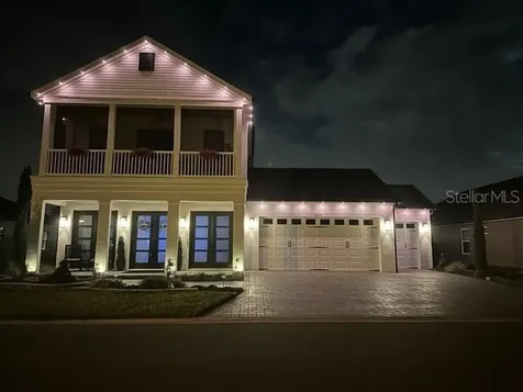 2577 Zawacki Path Middleton FL 34762