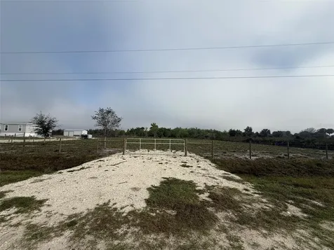18935 NW 268th Street Okeechobee FL 34972