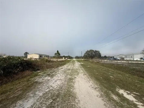 18935 NW 268th Street Okeechobee FL 34972
