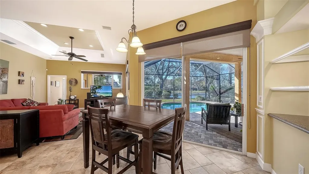 5566 Magnolia Tree Terrace Sarasota FL 34233