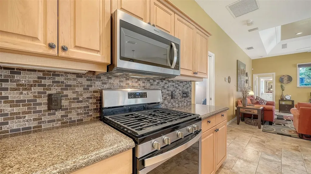 5566 Magnolia Tree Terrace Sarasota FL 34233