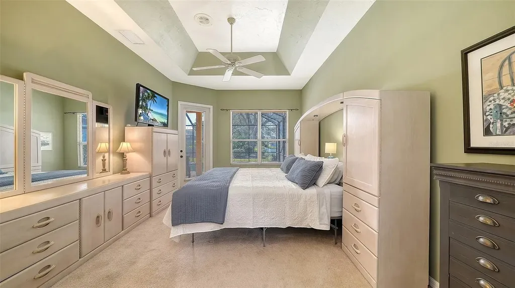 5566 Magnolia Tree Terrace Sarasota FL 34233