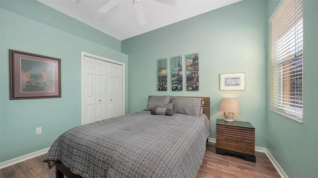 5566 Magnolia Tree Terrace Sarasota FL 34233