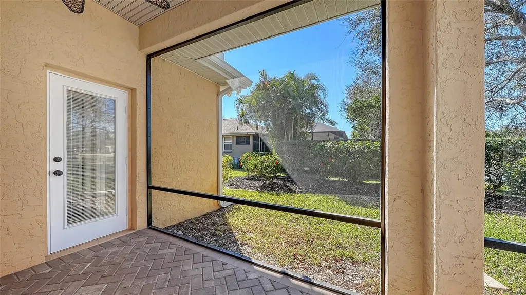 5566 Magnolia Tree Terrace Sarasota FL 34233