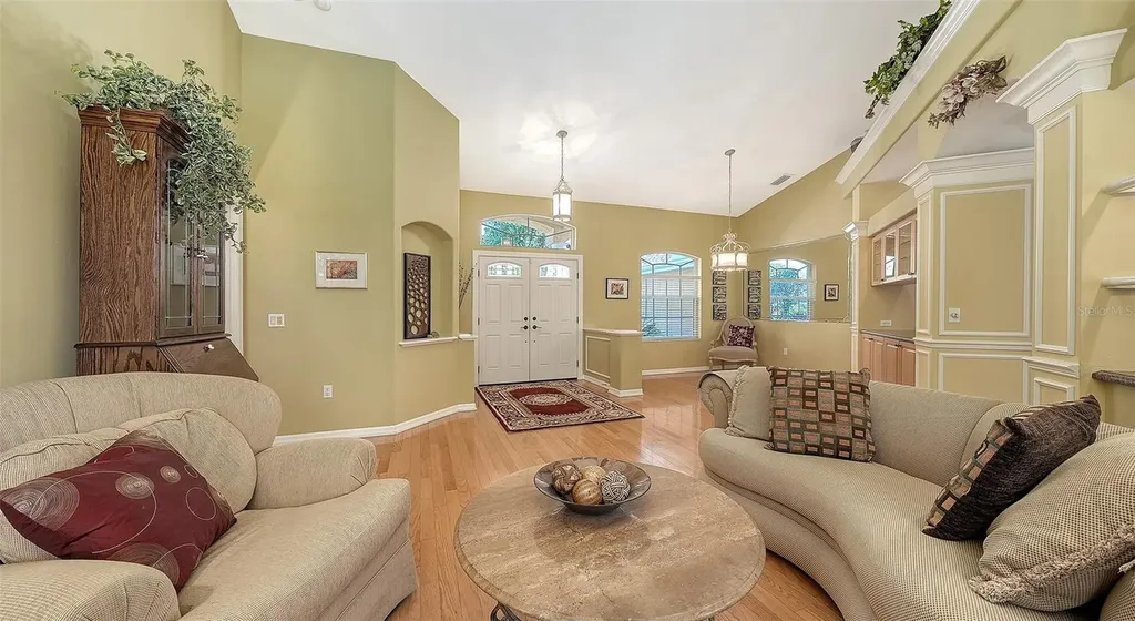5566 Magnolia Tree Terrace Sarasota FL 34233