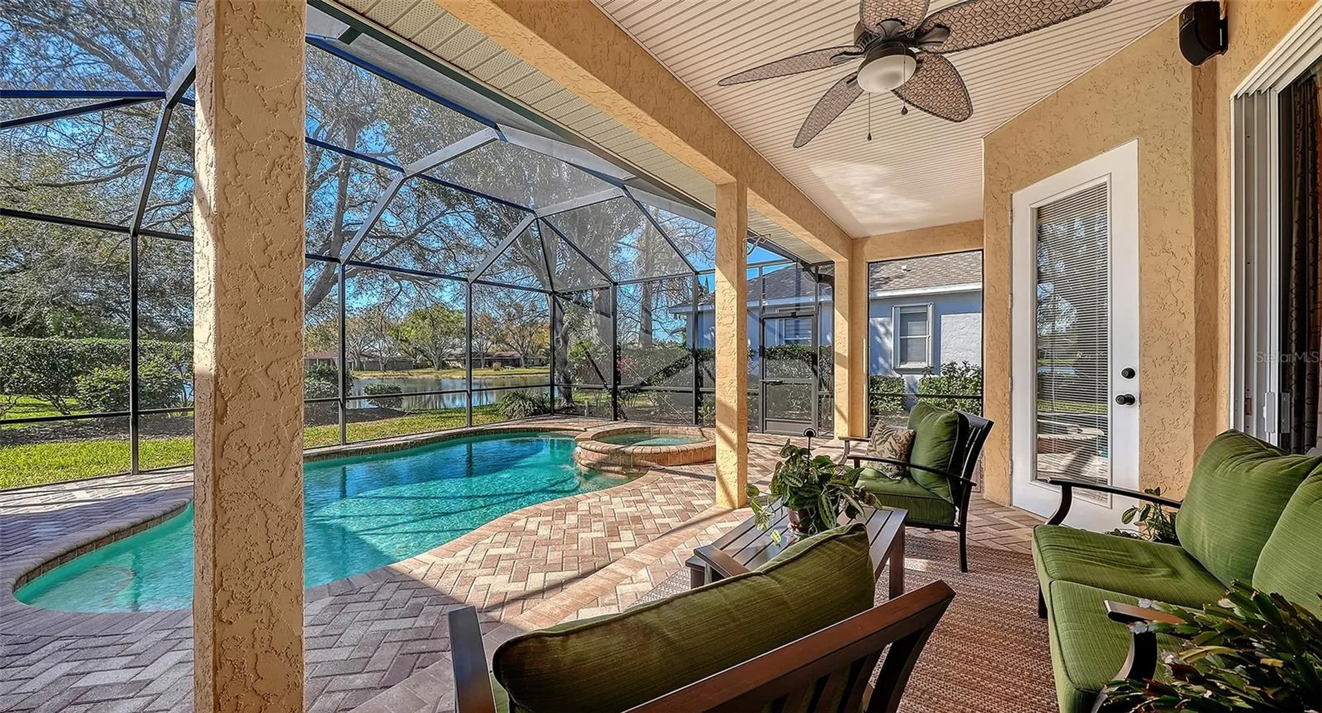 5566 Magnolia Tree Terrace Sarasota FL 34233