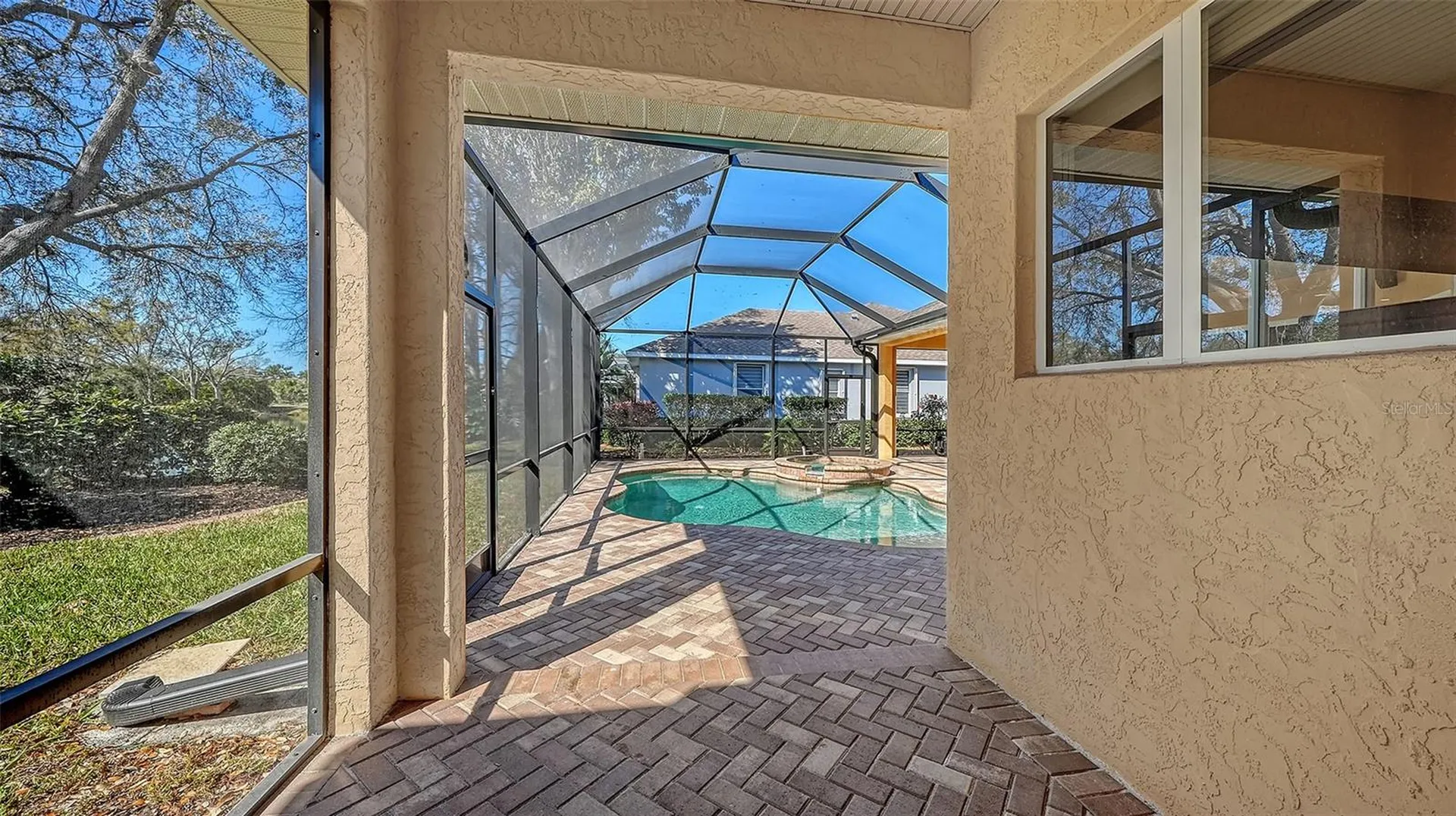 5566 Magnolia Tree Terrace Sarasota FL 34233