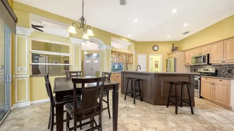 5566 Magnolia Tree Terrace Sarasota FL 34233