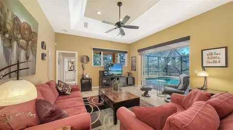 5566 Magnolia Tree Terrace Sarasota FL 34233