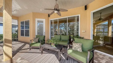 5566 Magnolia Tree Terrace Sarasota FL 34233
