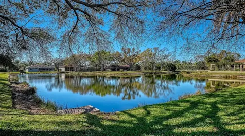 5566 Magnolia Tree Terrace Sarasota FL 34233