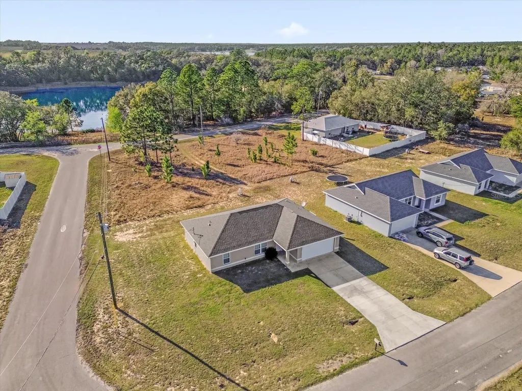 162 Malauka Run Ocklawaha FL 32179