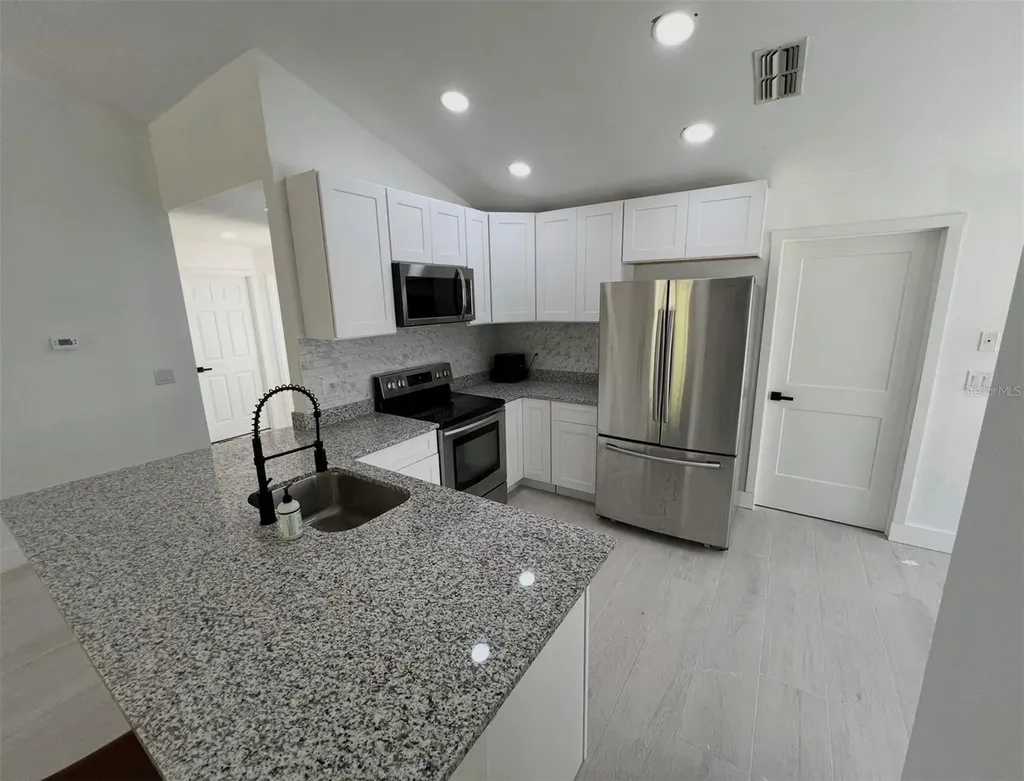 12824 Dunhill Drive Tampa FL 33624