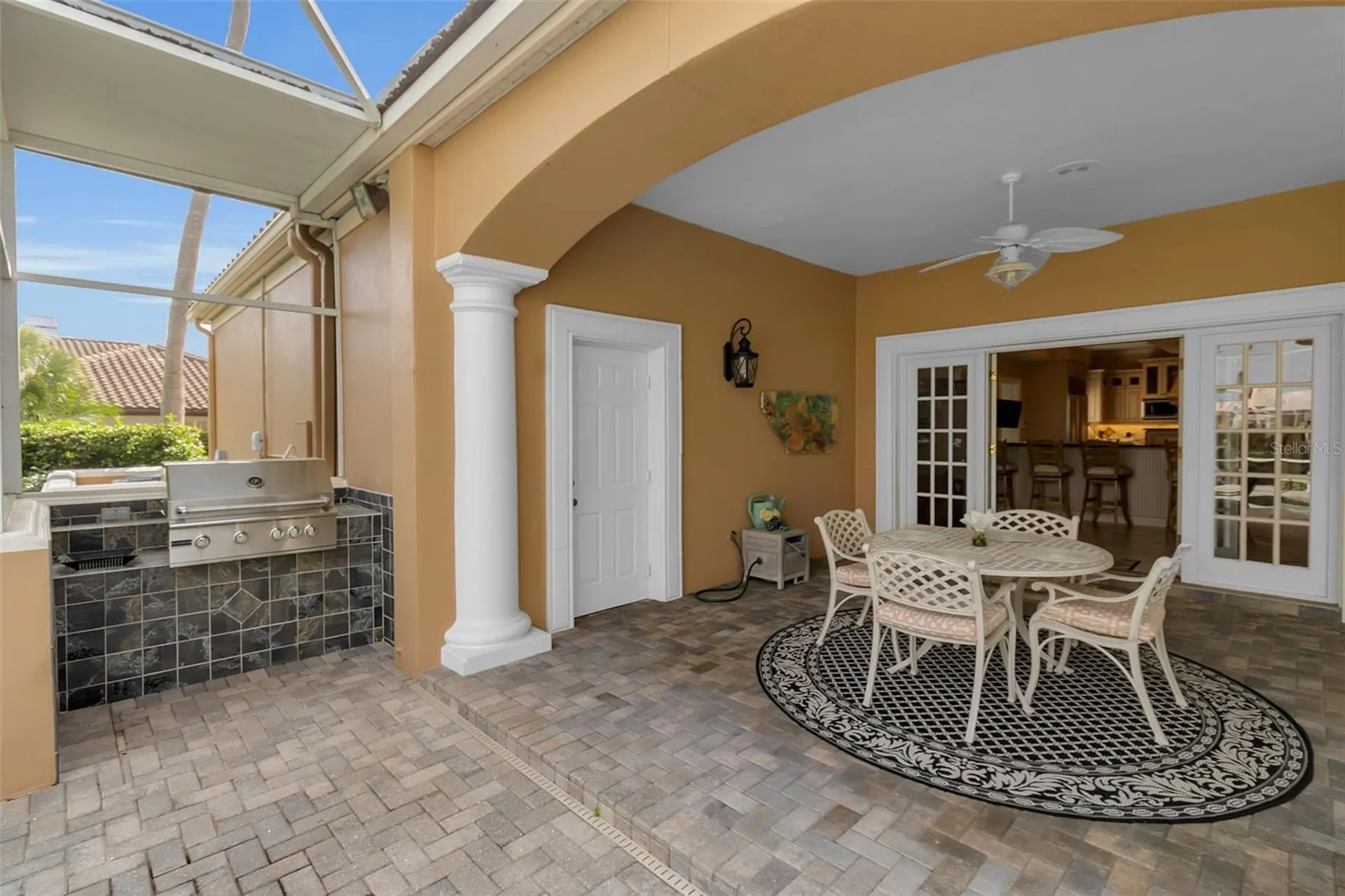 4079 Las Palmas Way Sarasota FL 34238