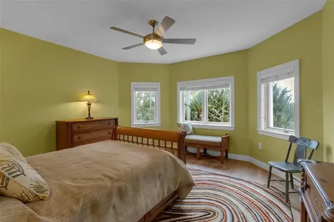 4079 Las Palmas Way Sarasota FL 34238