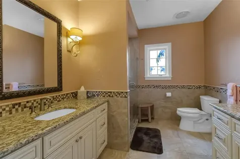 4079 Las Palmas Way Sarasota FL 34238