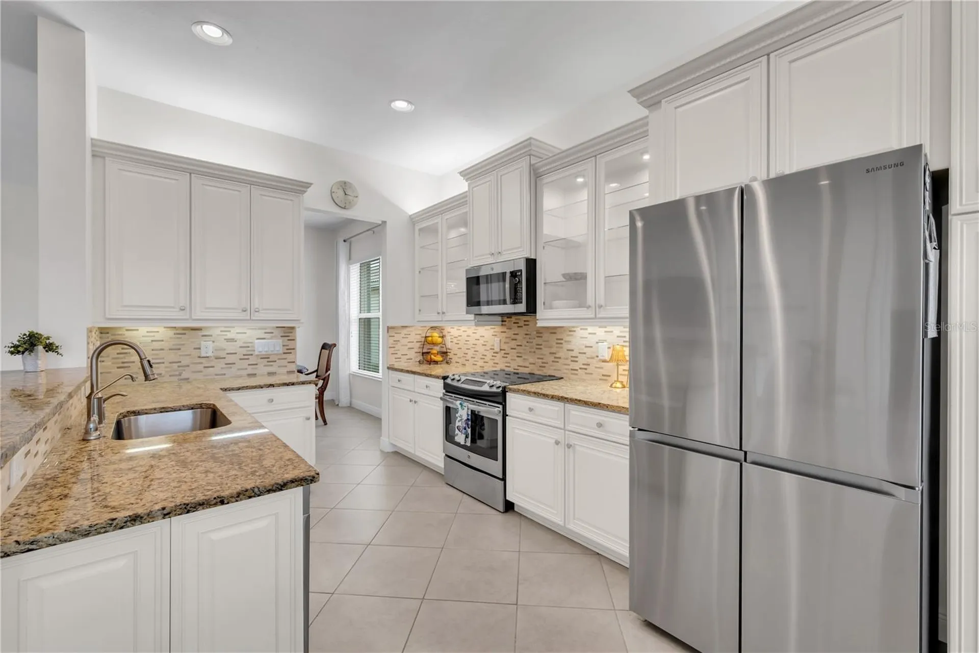 16133 Coquina Bay Lane Wimauma FL 33598