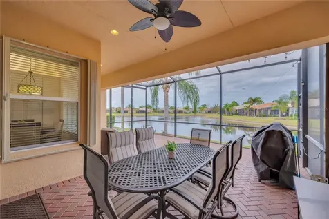 16133 Coquina Bay Lane Wimauma FL 33598