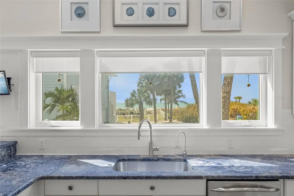 105 49th Street Holmes Beach FL 34217
