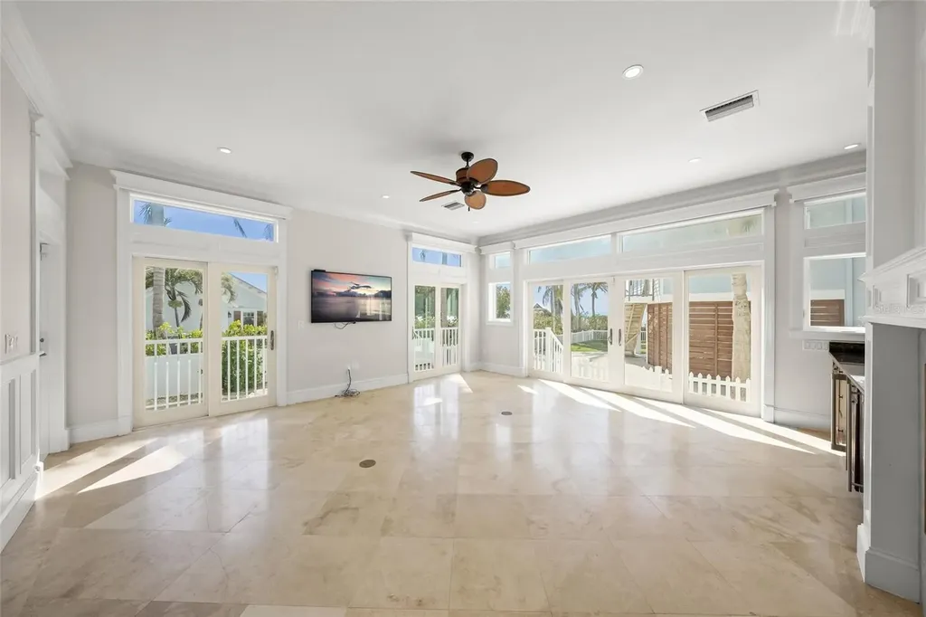 105 49th Street Holmes Beach FL 34217
