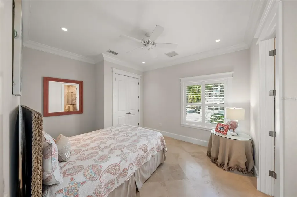 105 49th Street Holmes Beach FL 34217