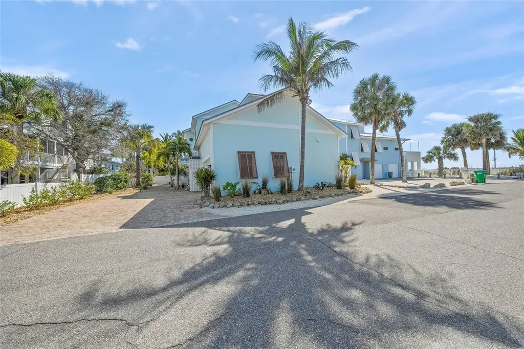 105 49th Street Holmes Beach FL 34217