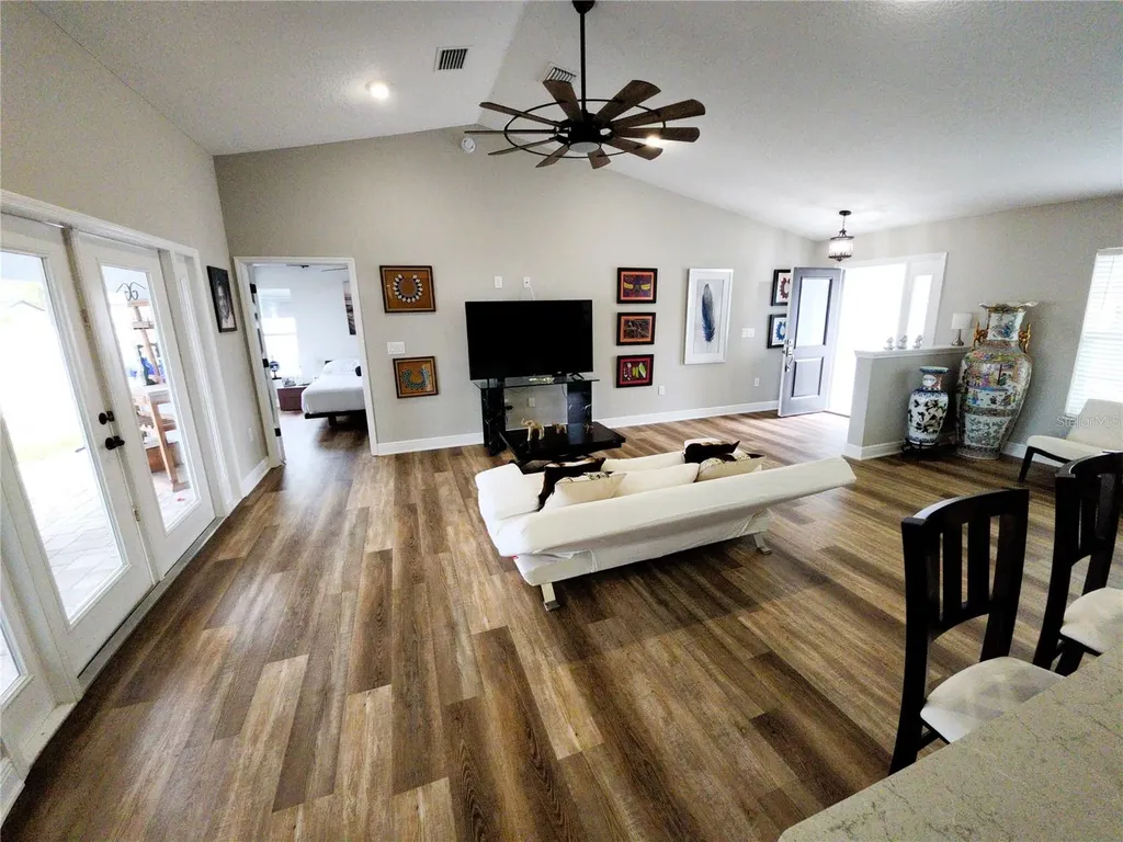 9089 Dupont Avenue Spring Hill FL 34608
