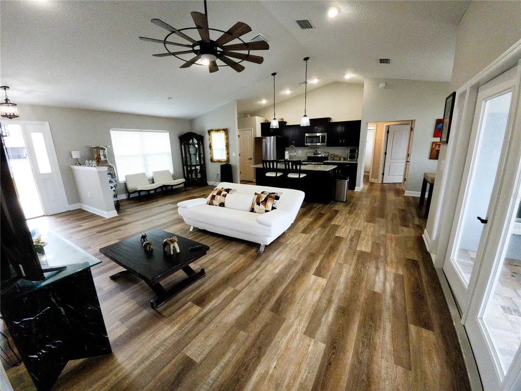 9089 Dupont Avenue Spring Hill FL 34608