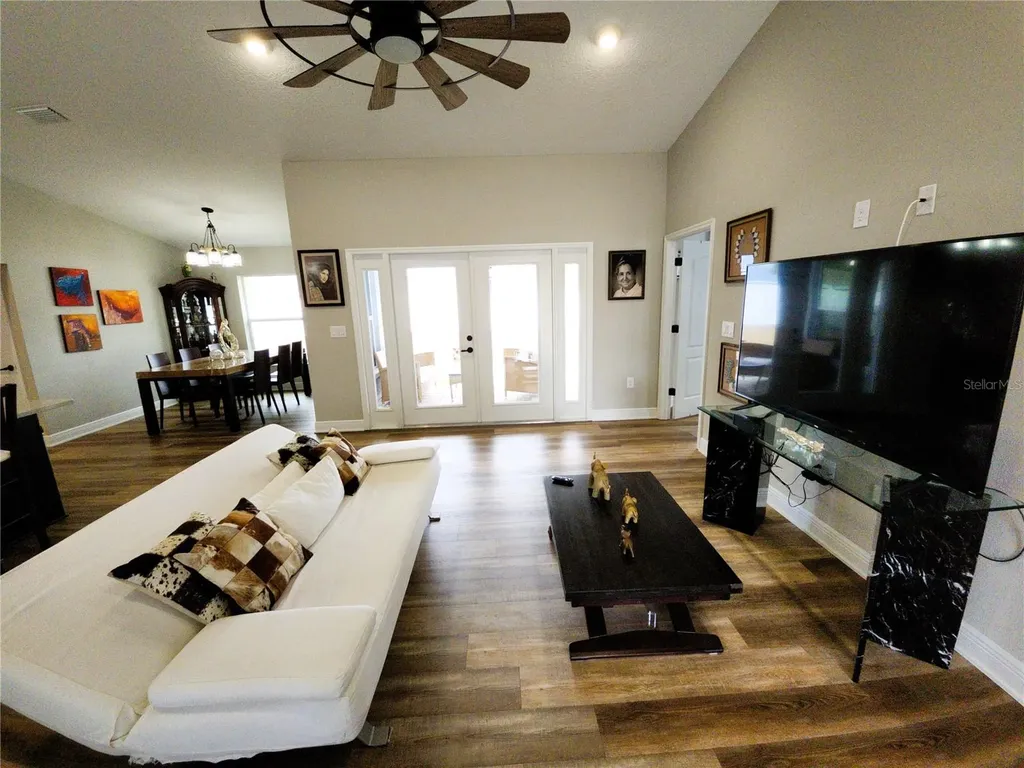 9089 Dupont Avenue Spring Hill FL 34608