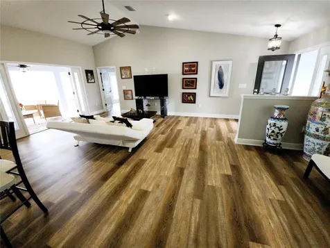 9089 Dupont Avenue Spring Hill FL 34608