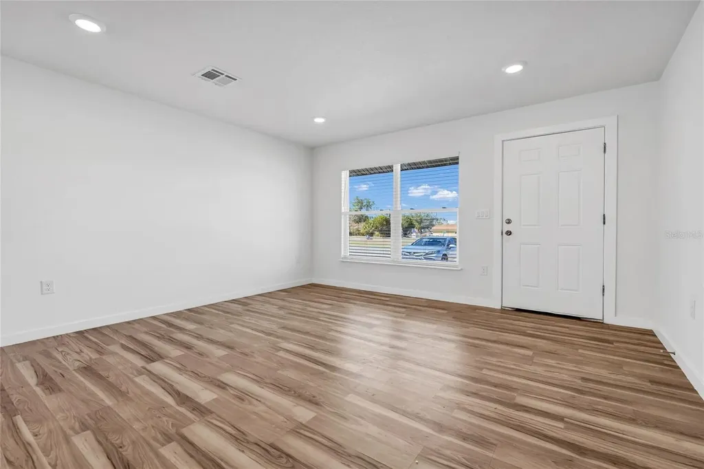 701 Claude Holmes Sr Avenue Haines City FL 33844