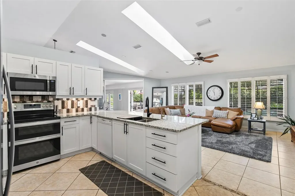 2262 Lakewood Lane Nokomis FL 34275