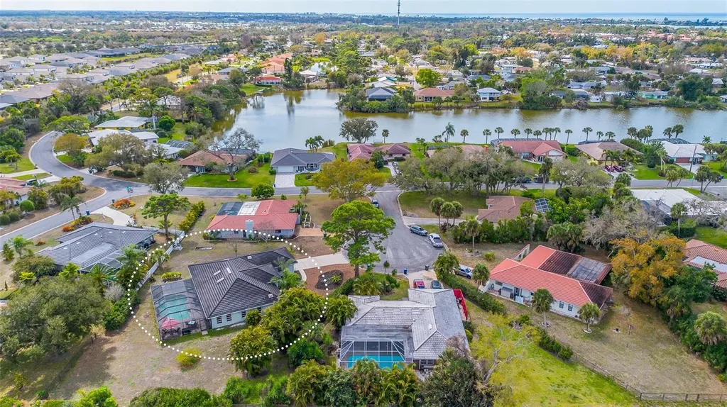 2262 Lakewood Lane Nokomis FL 34275